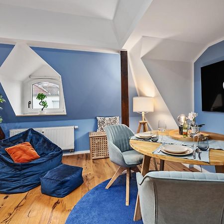 Edler Wohnraum Modernes Vorstadtstudio Mit Emma-Bett, Garten & Kaffeevollautomat Zwickau Extérieur photo