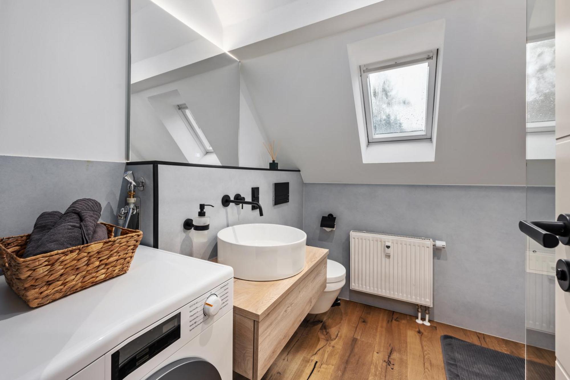 Edler Wohnraum Modernes Vorstadtstudio Mit Emma-Bett, Garten & Kaffeevollautomat Zwickau Extérieur photo
